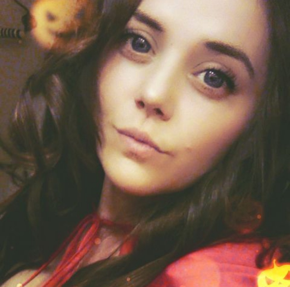 Meet your Posher, Ash